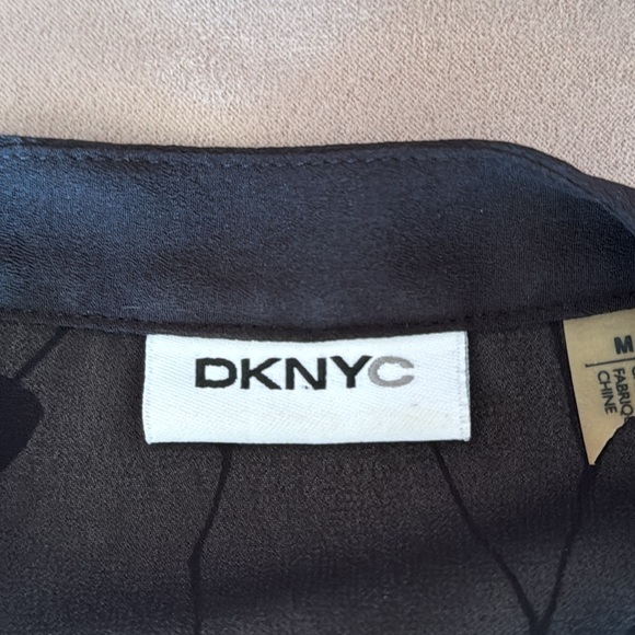 DKNY. Women’s Ivory & Black Sheer Shirt Dress. Long sleeves. Size M. But… - Picture 6 of 11